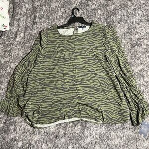 Angels Green Long Sleeve Boxy Blouse with Peter Pan Collar